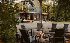 Wolegib Waterfront Retreat - Sauna- Hot Tub- Cold Plunge
